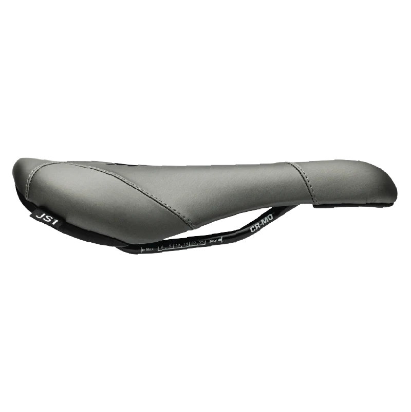 Upcycled JS1 Saddle - Image 15